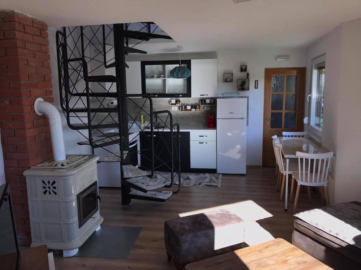Villa 80 Kodra E Diellit เทโทโว ภายนอก รูปภาพ